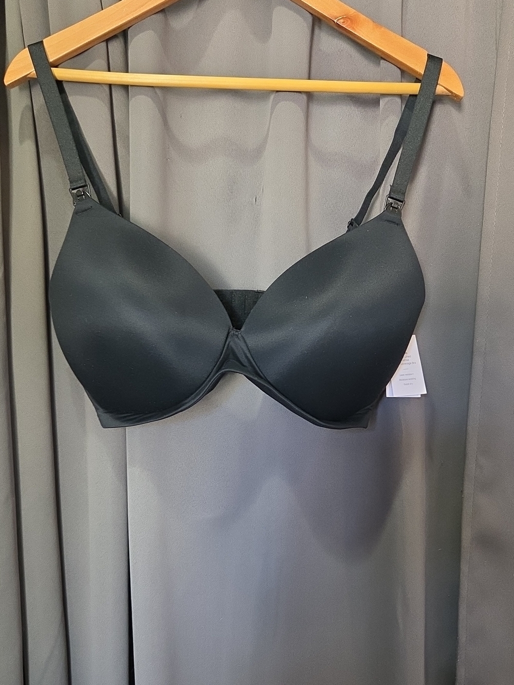 Women’s Classic Black T-Shirt Bra - Smooth Support